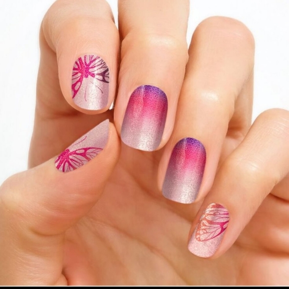 π
Color Street π― π
Real Nail Polish Strips Wing Woman - Unicorn set - Picture 2 of 11